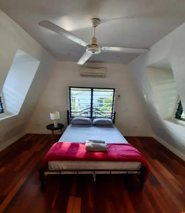 Magnetic Diamond - Gorgeous Holiday Chalet Nelly Bay ヴィラ